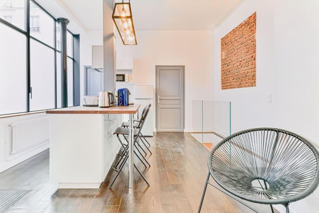 Renovated Design Apartment In Montparnasse Paris Exteriör bild